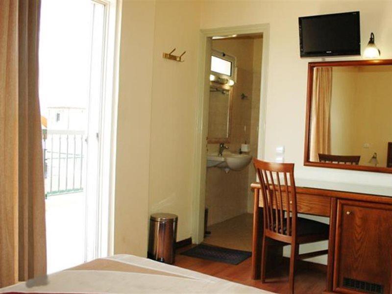 Omiros Hotel Athen Eksteriør billede